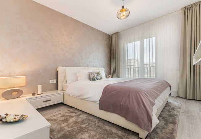 Apartamento en Brasov -  RentForComfort Apartment Ella 2
